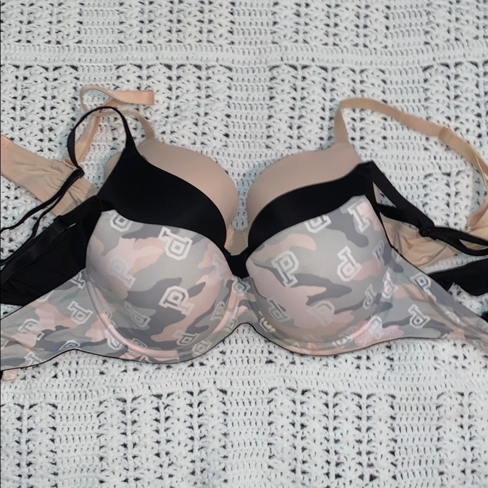 BUNDLE&SAVE 34DD Victoria’s Secret bra bundle